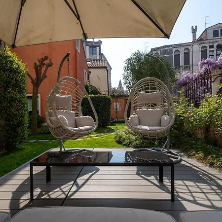 Palazzo Morosini Degli Spezieri - Lifestyle Apartments-2